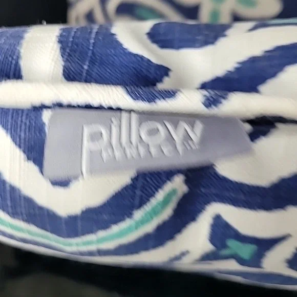 Pillow‎ Perfect Indoor Outdoor Lumbar Pillows x2 Blue Teal White 12x19 - Picture 4 of 10